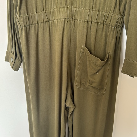 NWT Sundays Brisa Jumpsuit in Olive - L - Picture 6 of 6